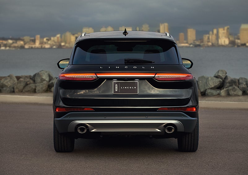 The rear lighting of the 2024 Lincoln Corsair® SUV spans the entire width of the vehicle. | Pugmire Lincoln of Marietta in Marietta GA